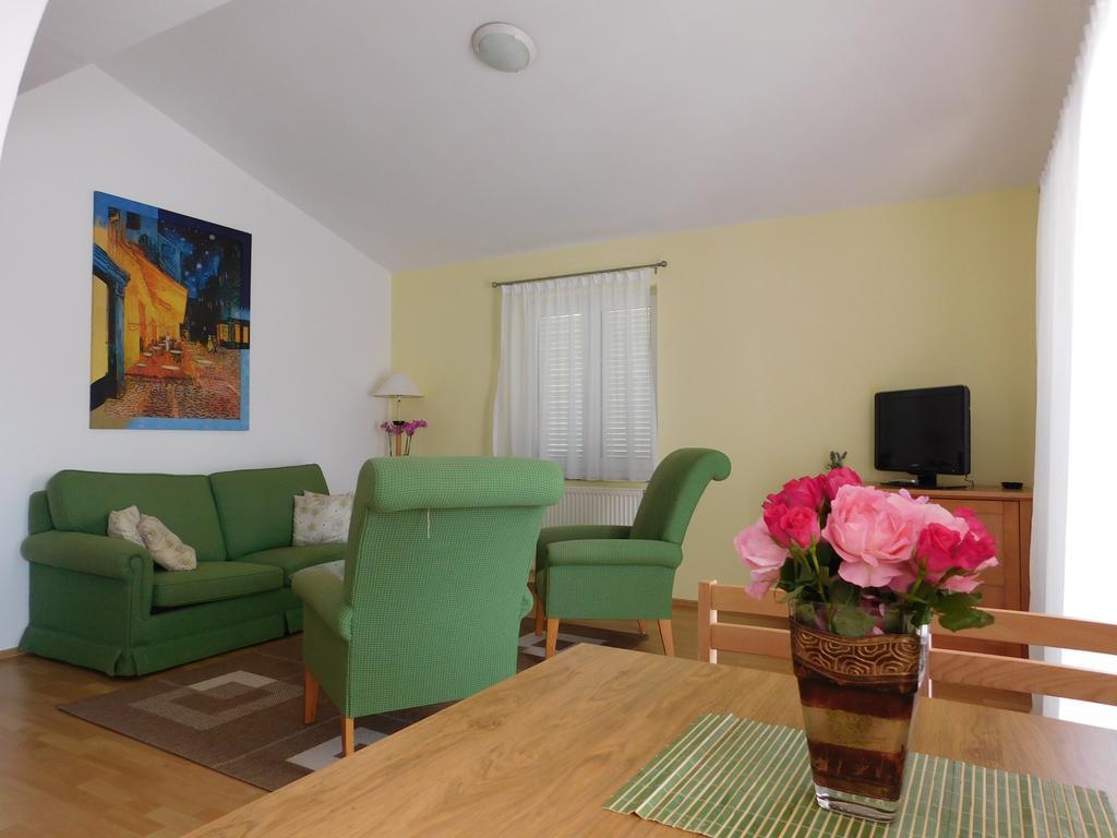 Apartma Lucija